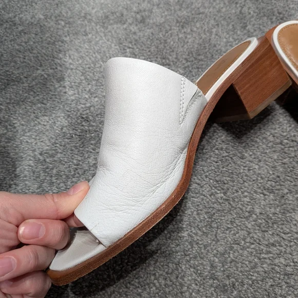 Frye White Lucia Mule Sandals Size 8 - Picture 8 of 8